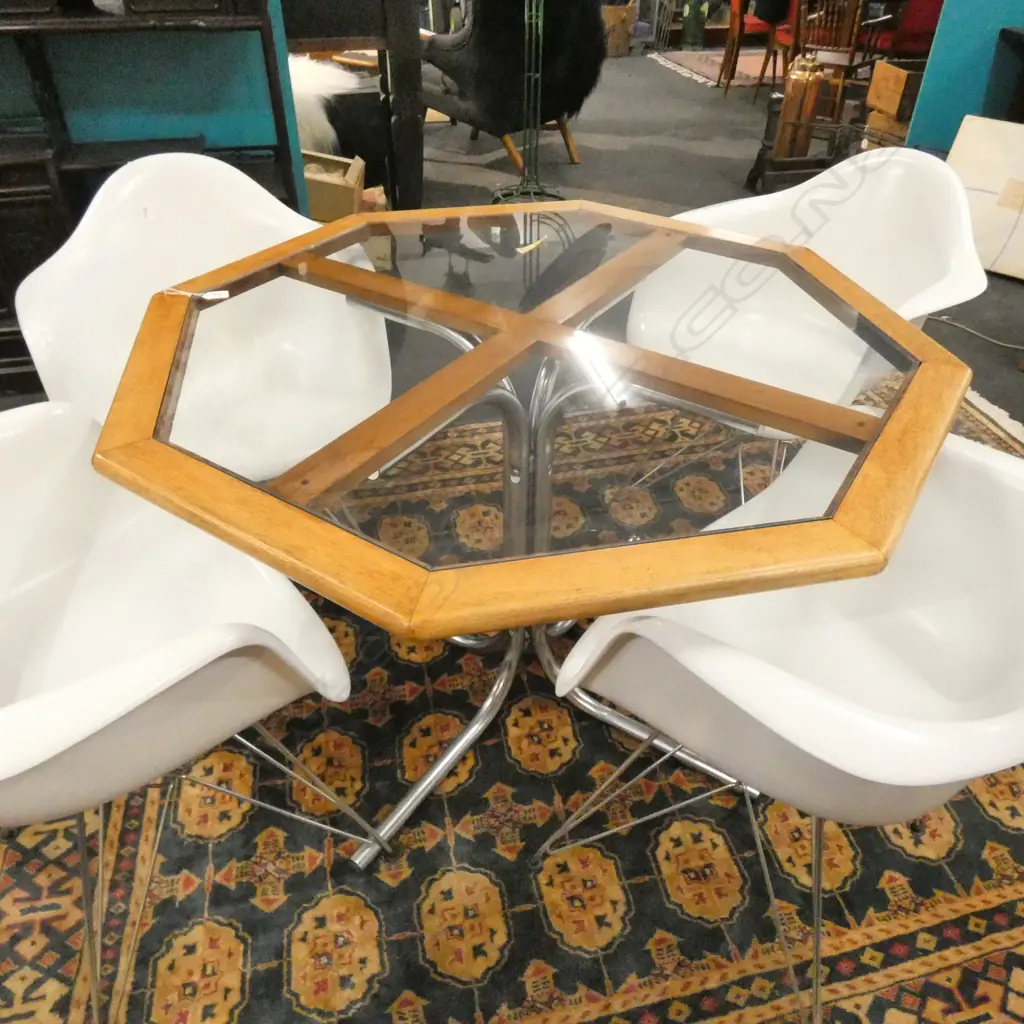OCTAGONAL DINING TABLE GLASS INSET CHROME BASE 1060MM DIA Image 1++