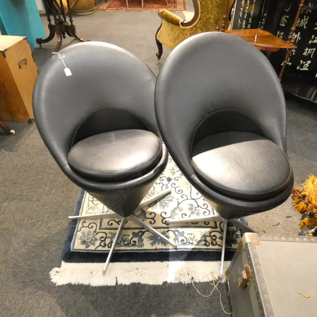 PR PANTON STYLE CONE CHAIRS VINYL  Image 1++