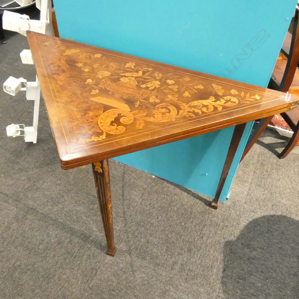 EARLY 19thC MARQUETRY INLAID FOLDING CARD TABLE Image 1++