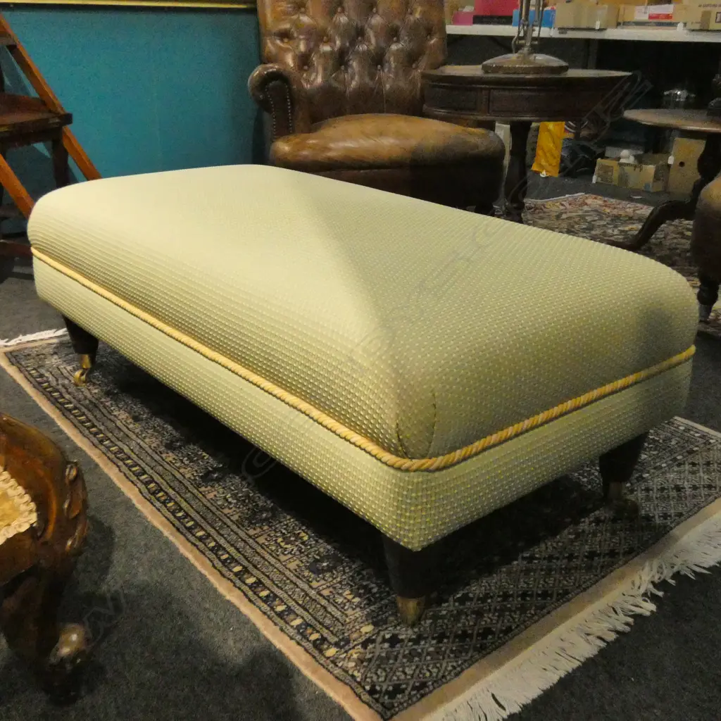 UPHOLSTERED OTTOMAN SOME STAINS  L. 1120MM Image 1++