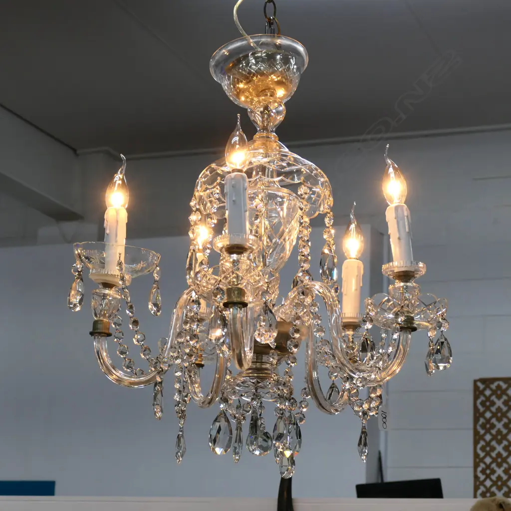 CHANDELIER Image 1++