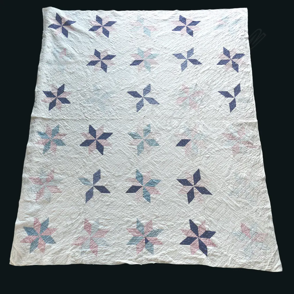 OLD AMERICAN VINTAGE PATCHWORK QUILT Image 1++
