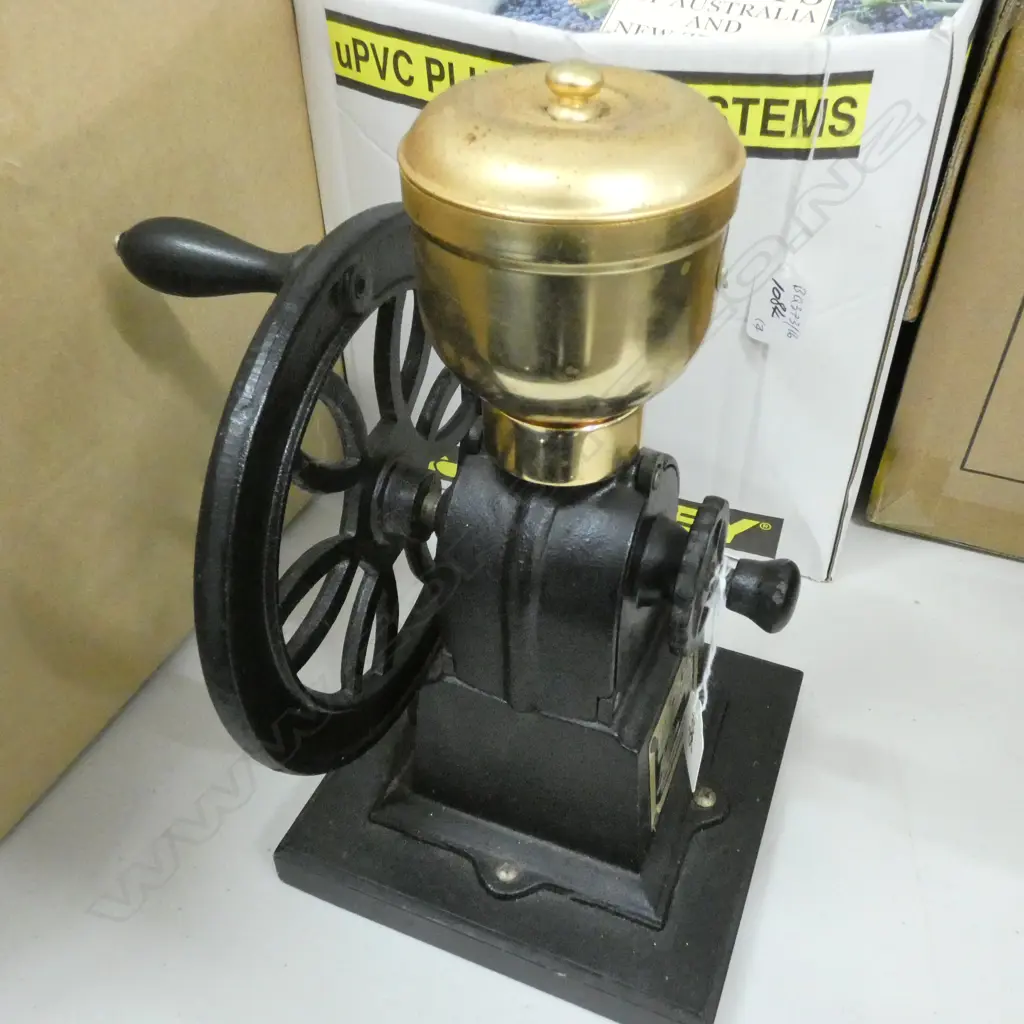 BIRCHLEAF COFFEE GRINDER H. 280MM Image 1++