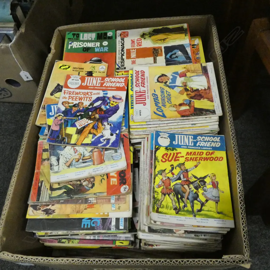 LOT OF ASST VINTAGE COMICS Image 1++