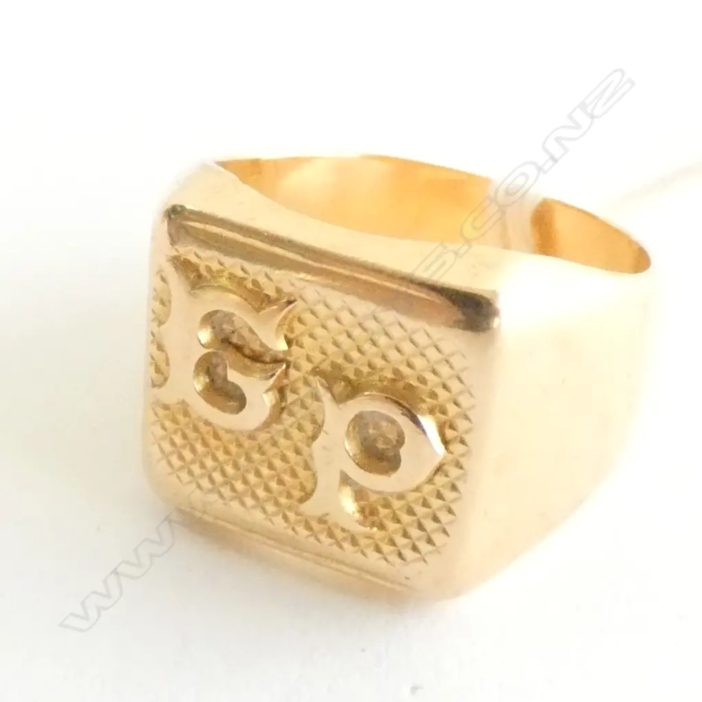 GENTS GOLD SIGNET RING 'GP' INITIALS 20+ct 9.62gms Image 1++