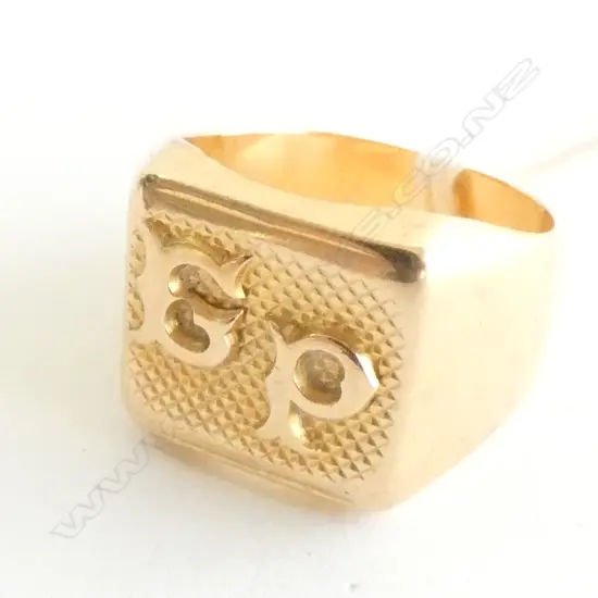 GENTS GOLD SIGNET RING 'GP' INITIALS 20+ct 9.62gms