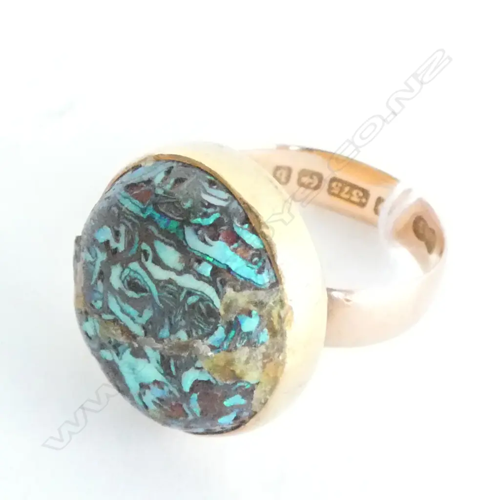 OLD QUARTZ ? OPAL RING SET ON A  9ct ROSE GOLD BAND, 8.2gm Image 1++