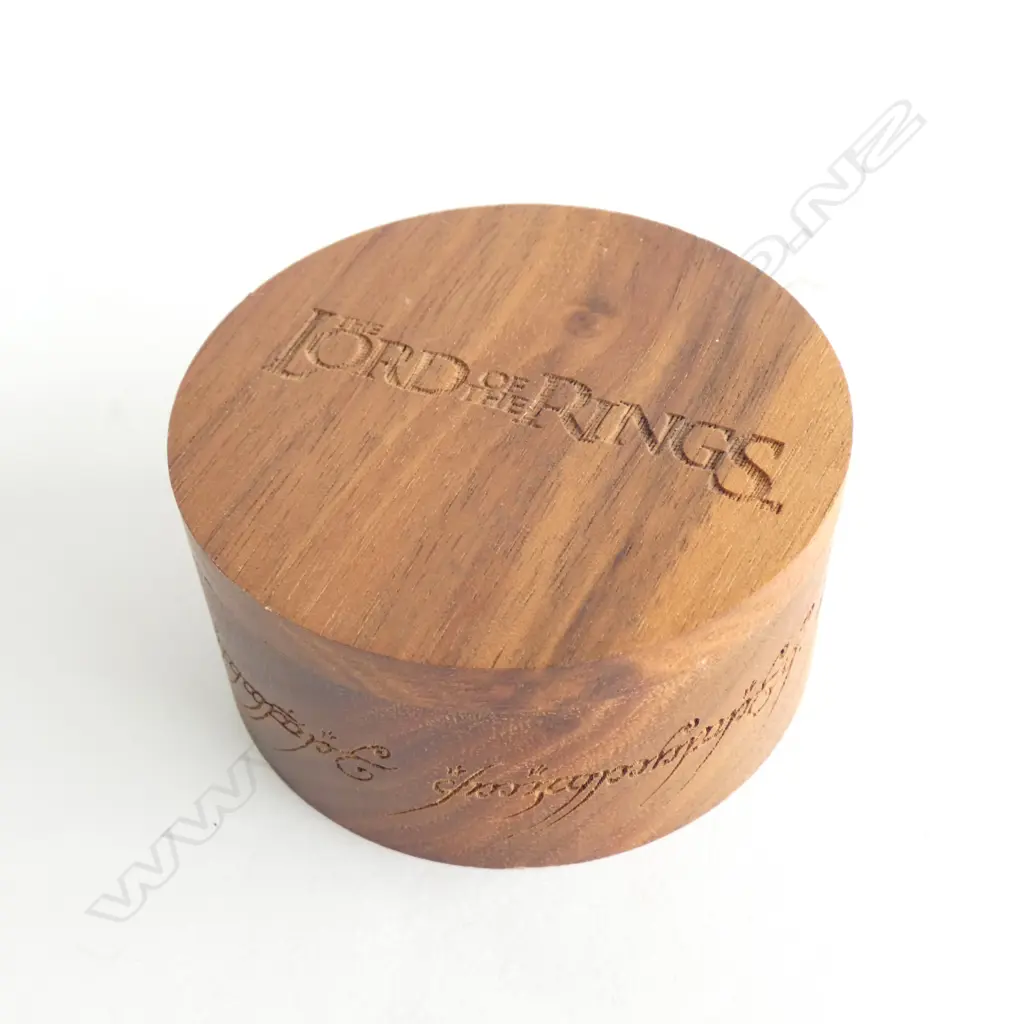 (009) WETA JENS HANSEN GOLD PLATED RING BOXED Image 1++