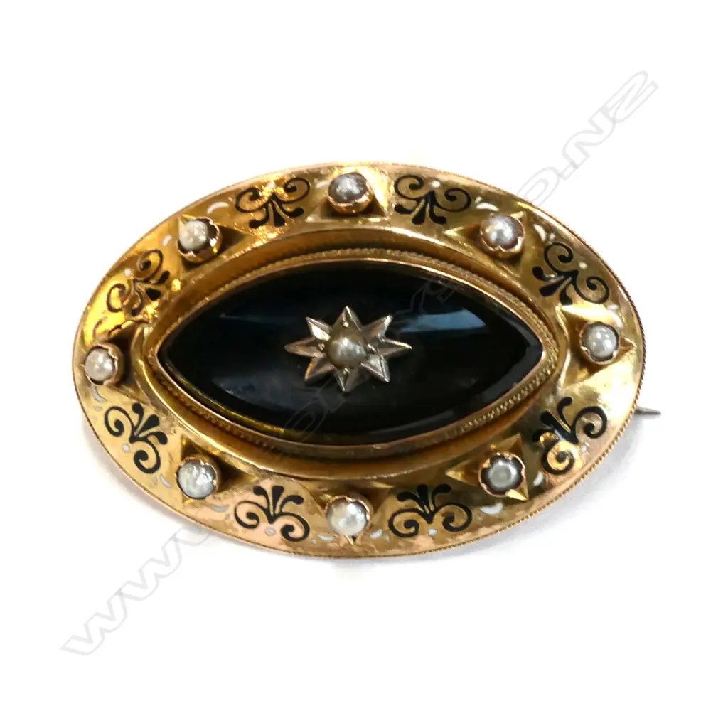 Mourning Brooch enamelled Jet and seed pearls Image 1++