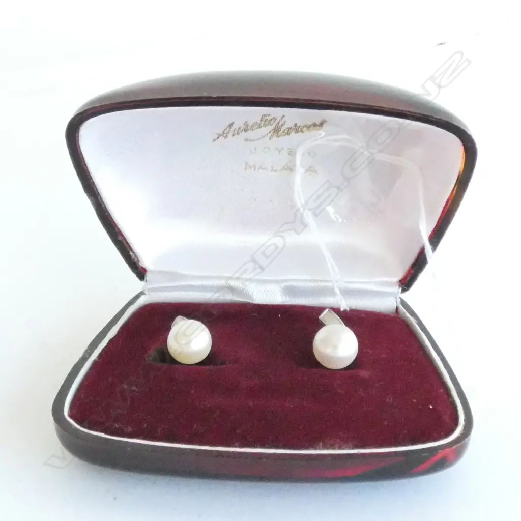 PAIR 18CT WHITE GOLD AND PEARL EARRINGS Image 1++