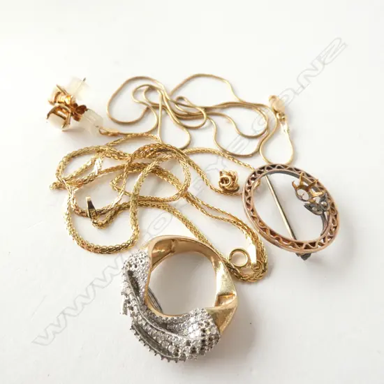 COLLECTION SCRAP GOLD ETC INCL. 9CT & 10CT CHAINS AF 5.3 GRAMS