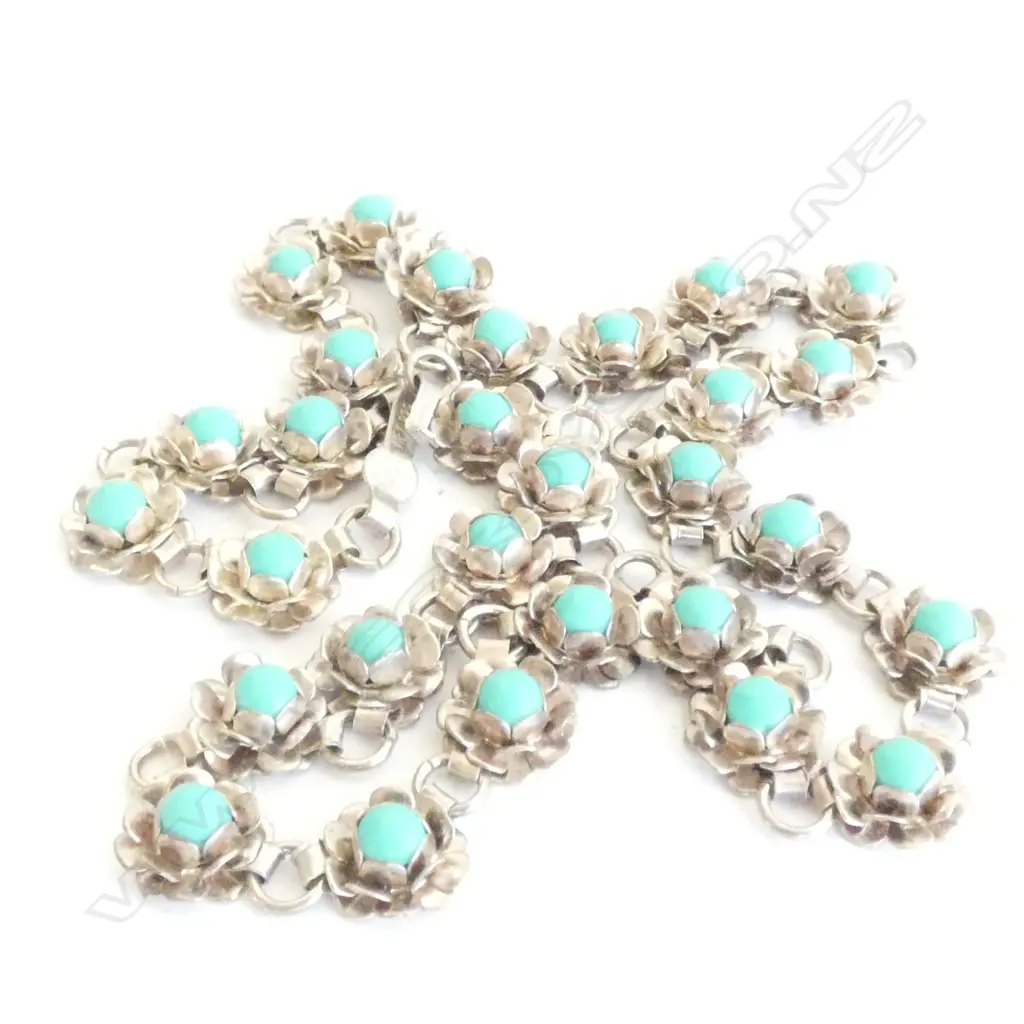 (020)VINTAGE SILVER & AQUA GREEN BEAD FANCY NECKLACE Image 1++