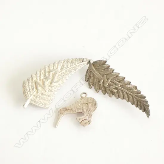 NZ SILVER FERN BROOCHES & KIWI CHARM