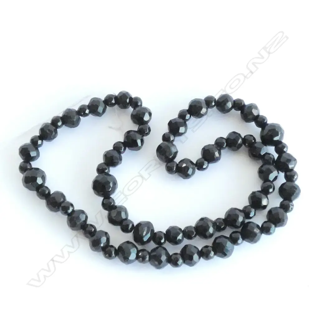 (18667)VINTAGE FRENCH JET (BLACK GLASS) NECKLACE Image 1++