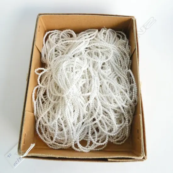 26 STRANDS VINTAGE GERMAN SMALL COSTUME PEARLS L. 1520MM 