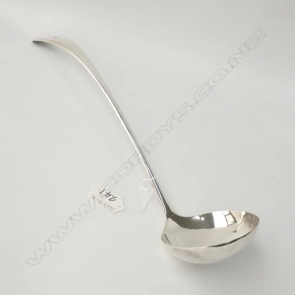 LARGE SILVER PLATE SOUP LADLE Image 1++