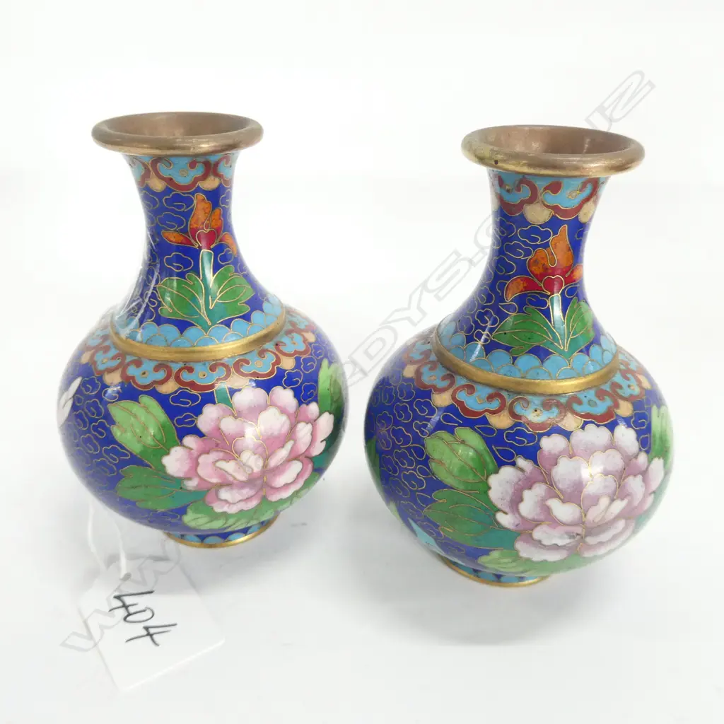 PAIR OF CLOISONNE VASE WITH FLORAL DECORATION ON A BLUE GROUND H 110 MM  Image 1++