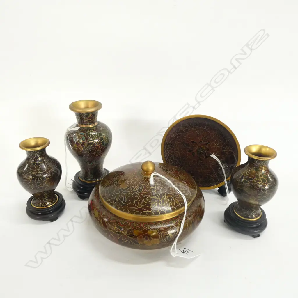 CLOISONNE 1000 FLOWER LIDDED DISH /SMALL DISH+ 3 VASES ON STANDS H 130 MM Image 1++