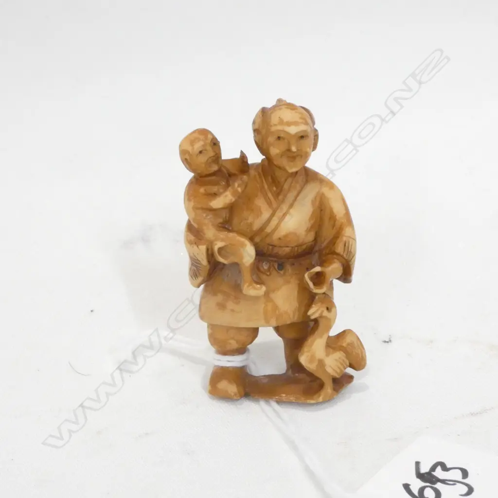 JAPANESE CARVED IVORY NETSUKE MAN CHILD ROOSTER Image 1++