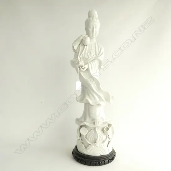 BLANC DE CHINE KUANG YIN FIGURE H. 630MM