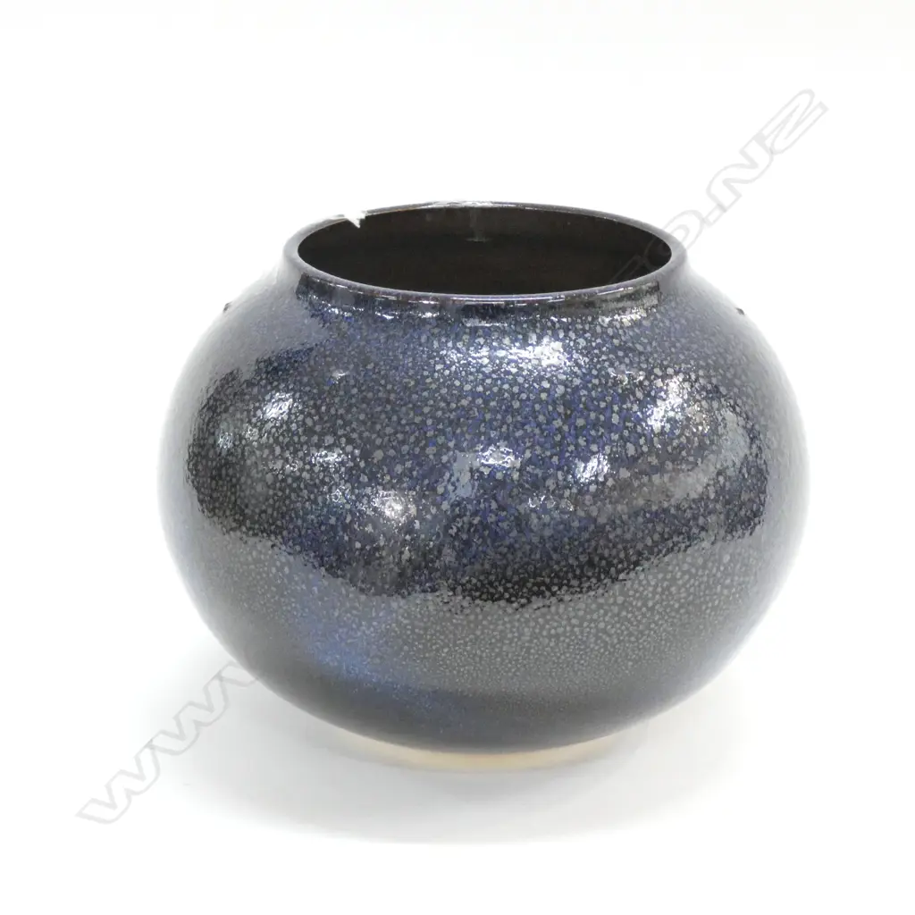 BLUE GLAZE ORIENTAL VASE  DIA. 230MM H. 210MM Image 1++