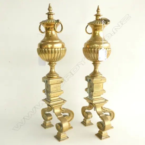 PAIR LG BRASS ANTIQUE ANDIRONS / FIRE GRATE SUPPORTS H. 410MM