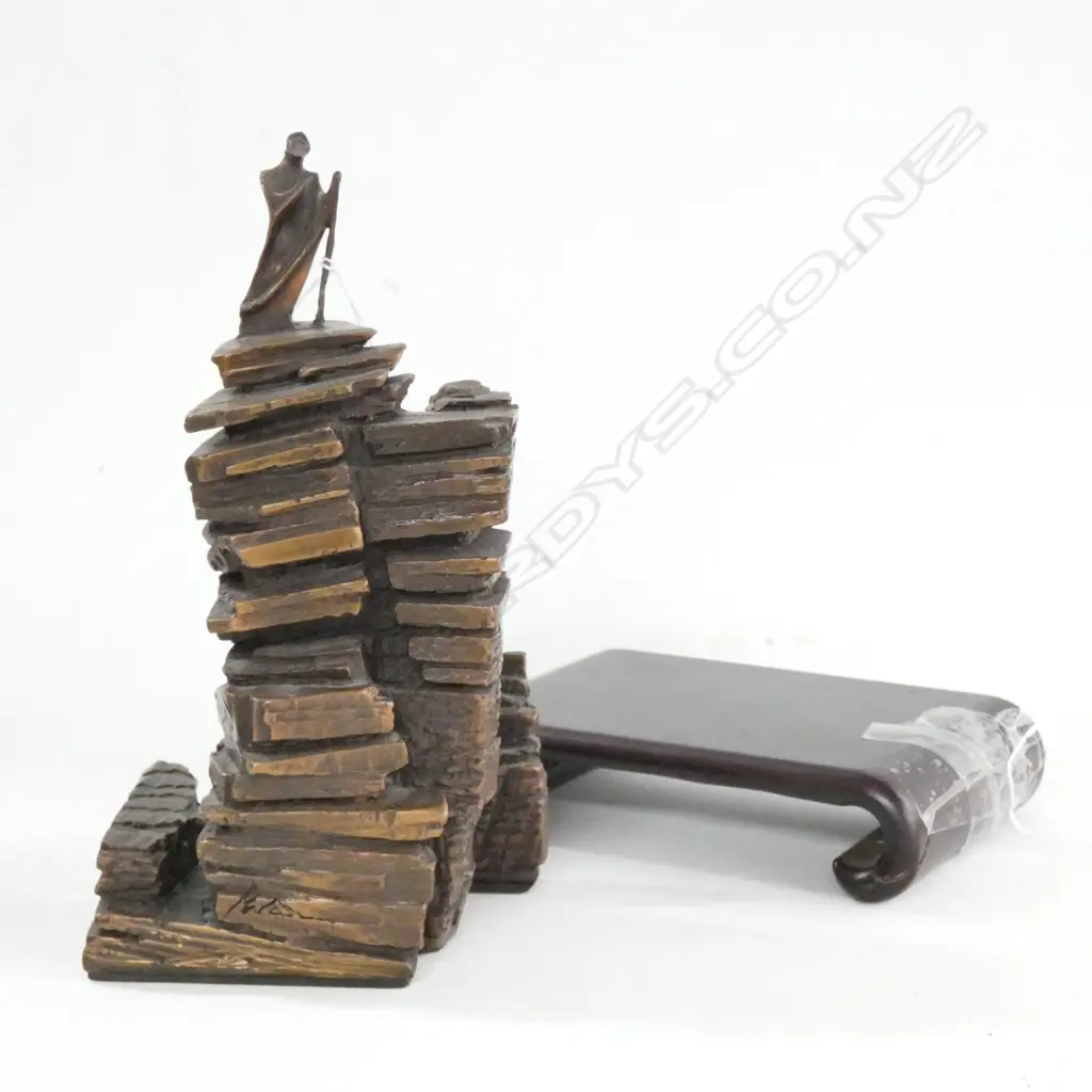 BRONZE SCULPTURE (H. 200MM) WITH WOODEN STAND (STAND A/F) Image 1++
