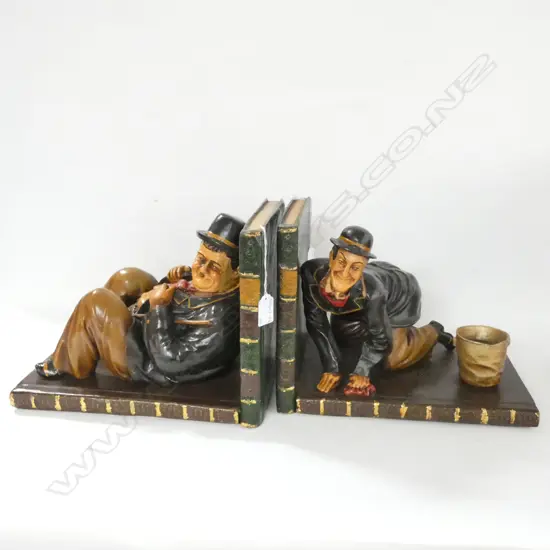 LGE PAIR LAUREL & HARDY BOOKENDS  200 X 310 X 240MM