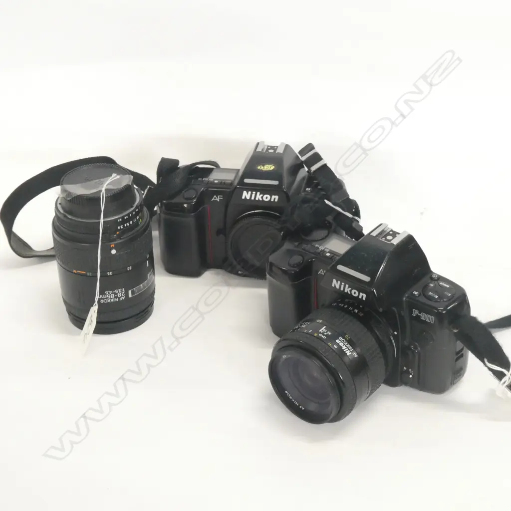 2 X NIKON CAMERS + 2 LENSES Image 1++