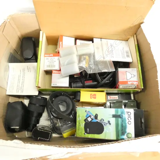 BOX ASST PHOTO EQUIPMENT LENSES/TRIPODS ETC