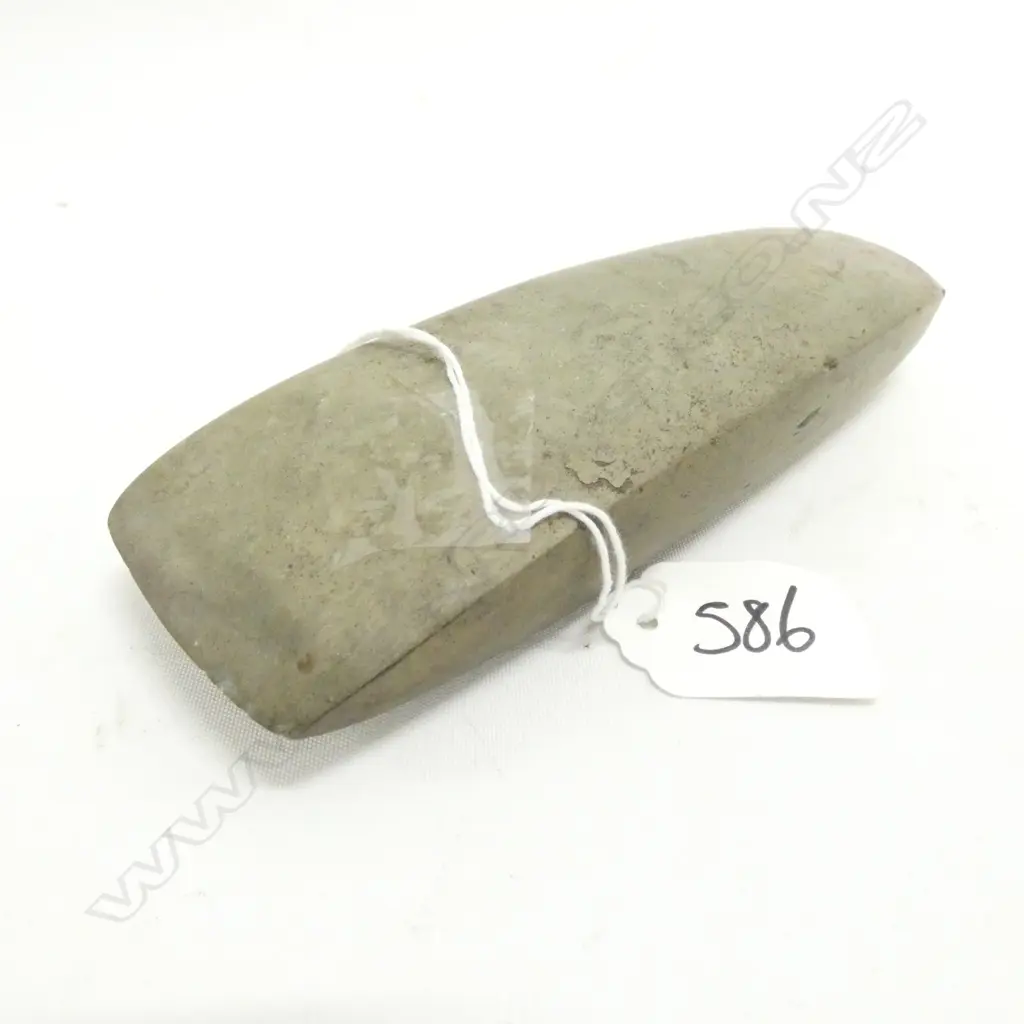 PACIFIC STONE QUADRANGULAR ADZE. L.165mm Image 1++