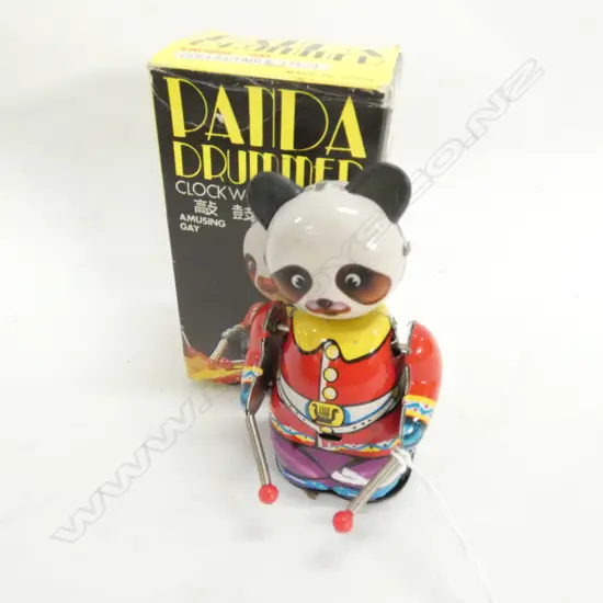 VINTAGE PANDA DRUMMER CLOCKWORK TOY BOXED 
