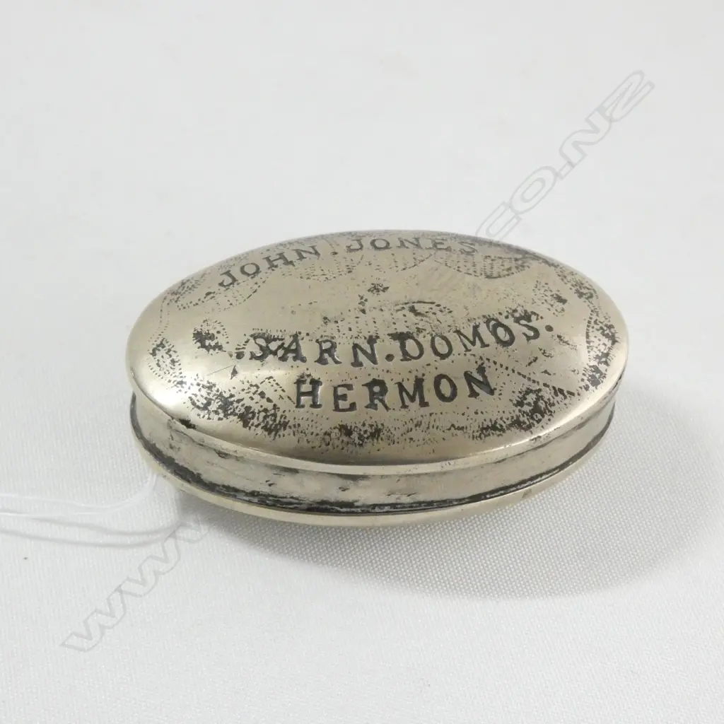 ANTIQUE LATE GEORGIAN OVAL METAL SNUFF BOX Image 1++