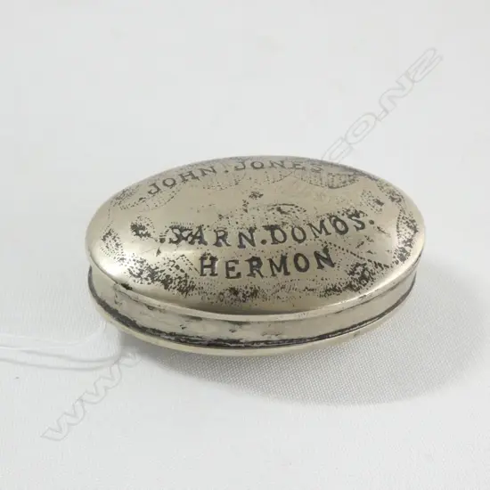 ANTIQUE LATE GEORGIAN OVAL METAL SNUFF BOX