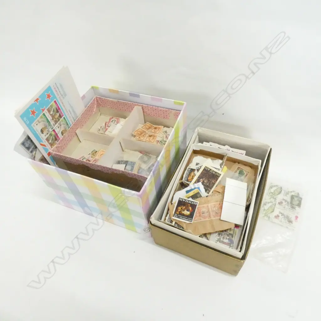 LOOSE STAMPS IN SMALL BOXES  Image 1++