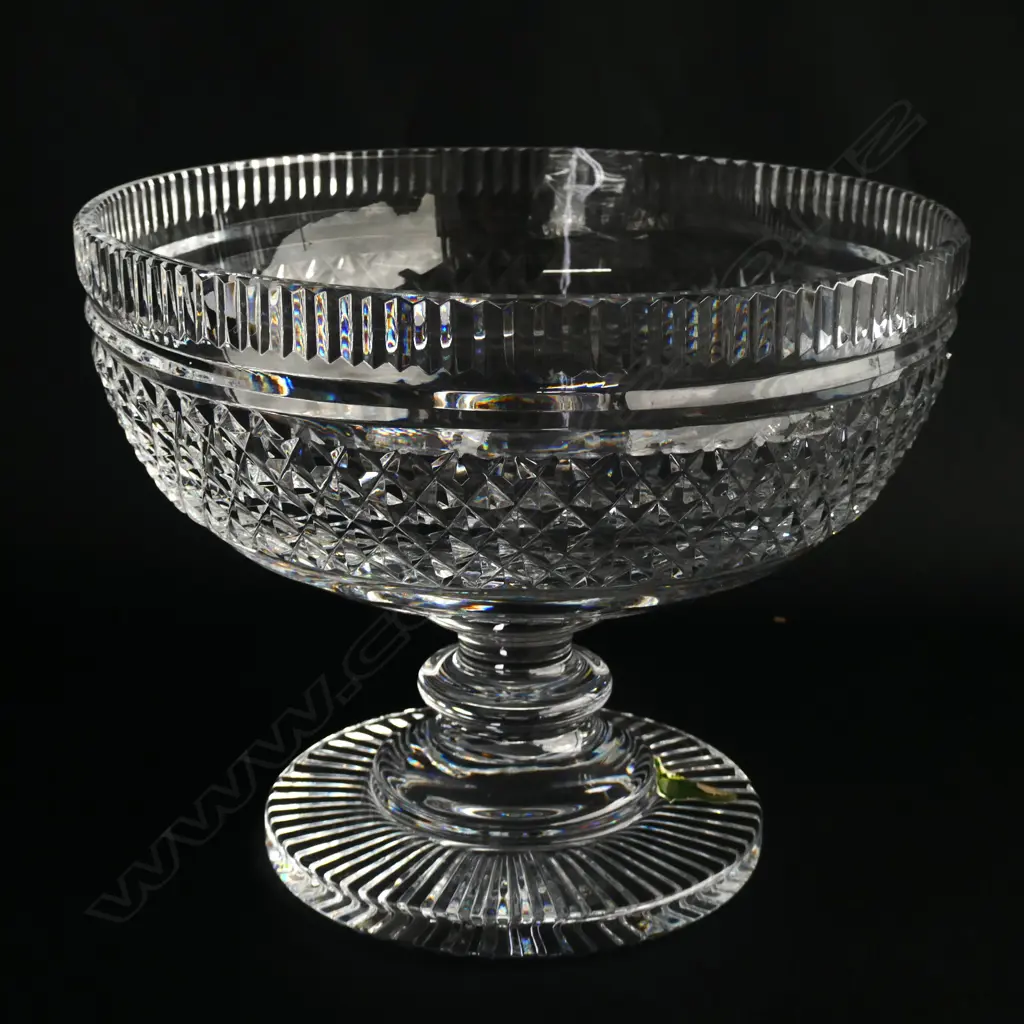 WATERFORD CRYSTAL FOOTED BOWL - COMPLEX PATTERN.  DIA 185MM Image 1++