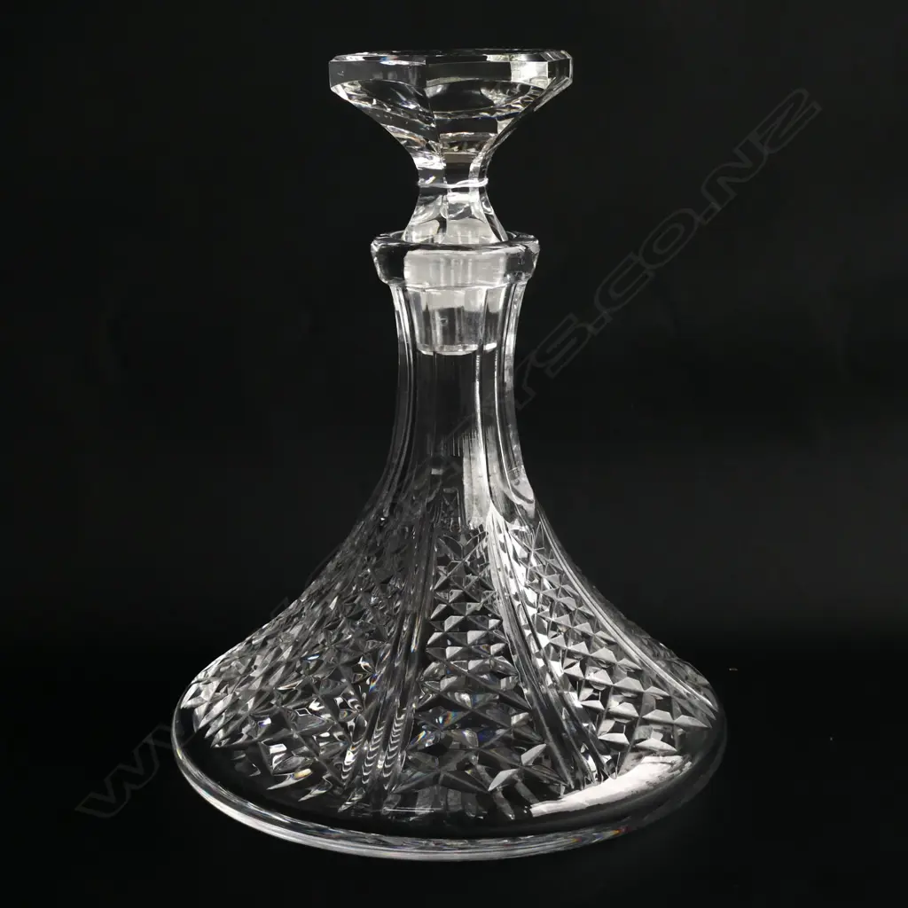 HEAVY CUT CRYSTAL SHIP'S DECANTER Image 1++
