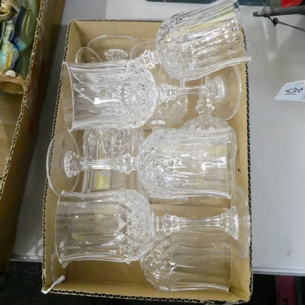 BOX LOT 8 CRYSTAL WINE GLASSES AF Image 1++