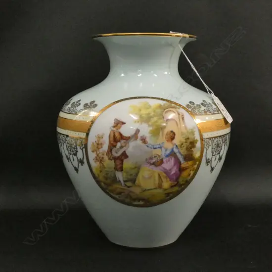 WEST GERMAN JK FRAGONARD STYLE LIGHT BLUE & GOLD VASE, H. 245MM
