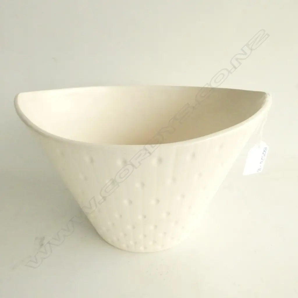 CROWN LYNN WHITE DIMPLED VASE L. 210MM - A LITTLE DARK CRAZING Image 1++