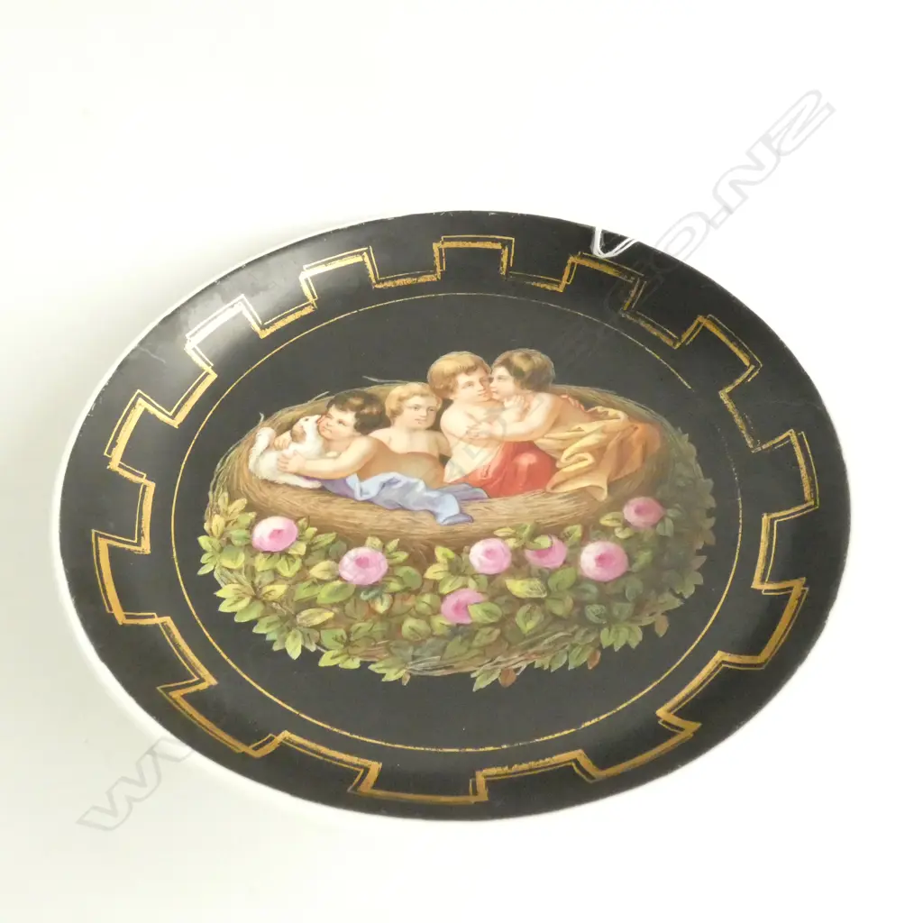 LATE 19THC DISH BIRDS NEST OF CHERUBS Dia.210mm Image 1++