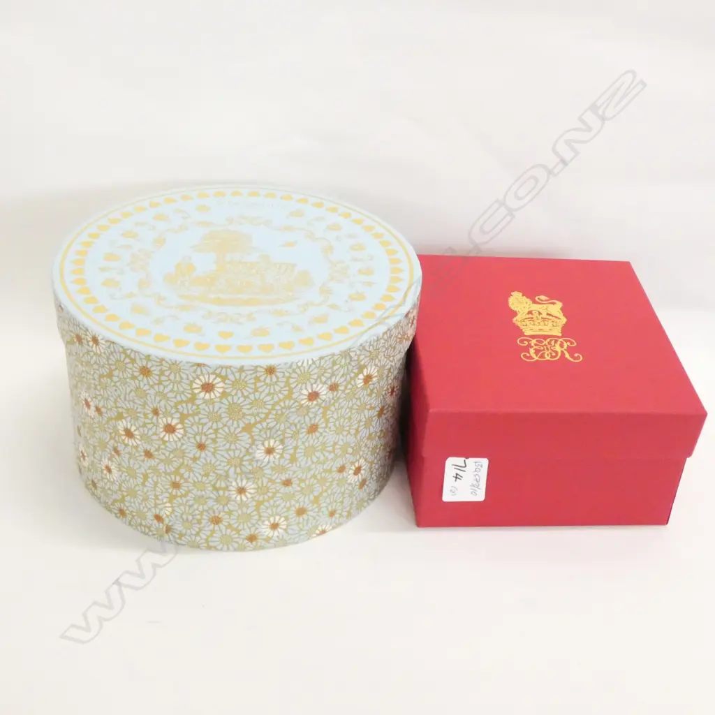 WEDGWOOD CUP ANS SAUCER CUP AND SAUCER IN ORIGINAL BOX + BOXED R/COLLECTION C/SAUCER Image 1++