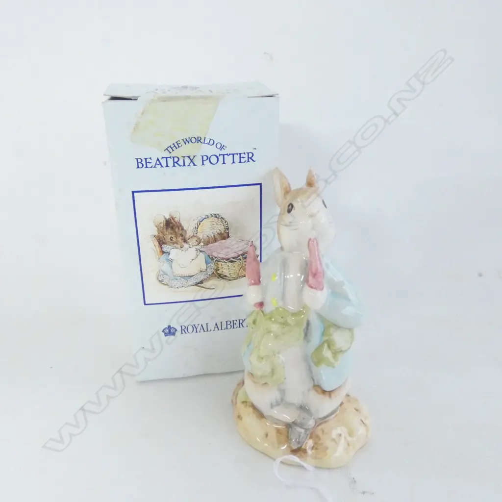 ROYAL ALBERT BEATRIX POTTER 'PETER ATE A RADDISH'. IN ORIGINAL BOX. Image 1++