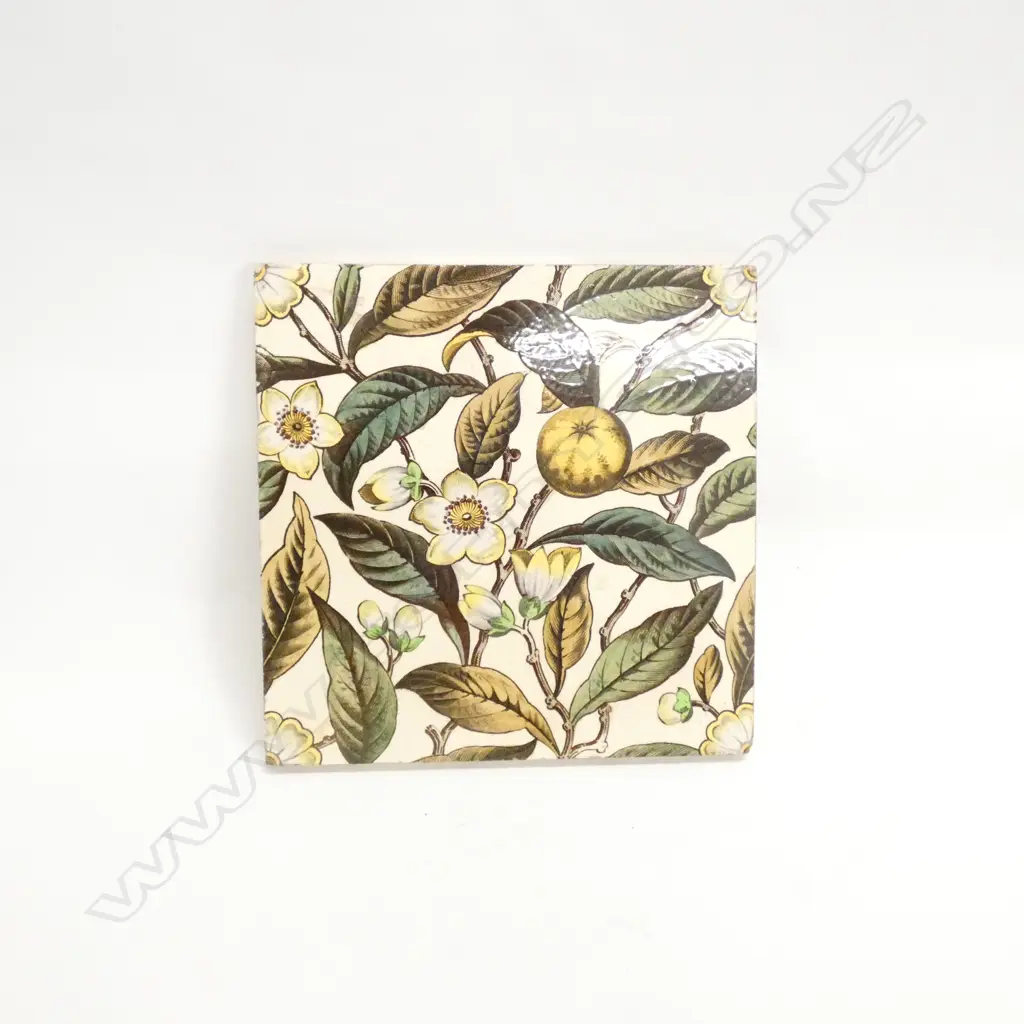 VICTORIAN TILE  205 X 205mm Image 1++