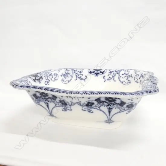 VICTORIAN BEDROOM BOWL L. 430MM ONE CHIP