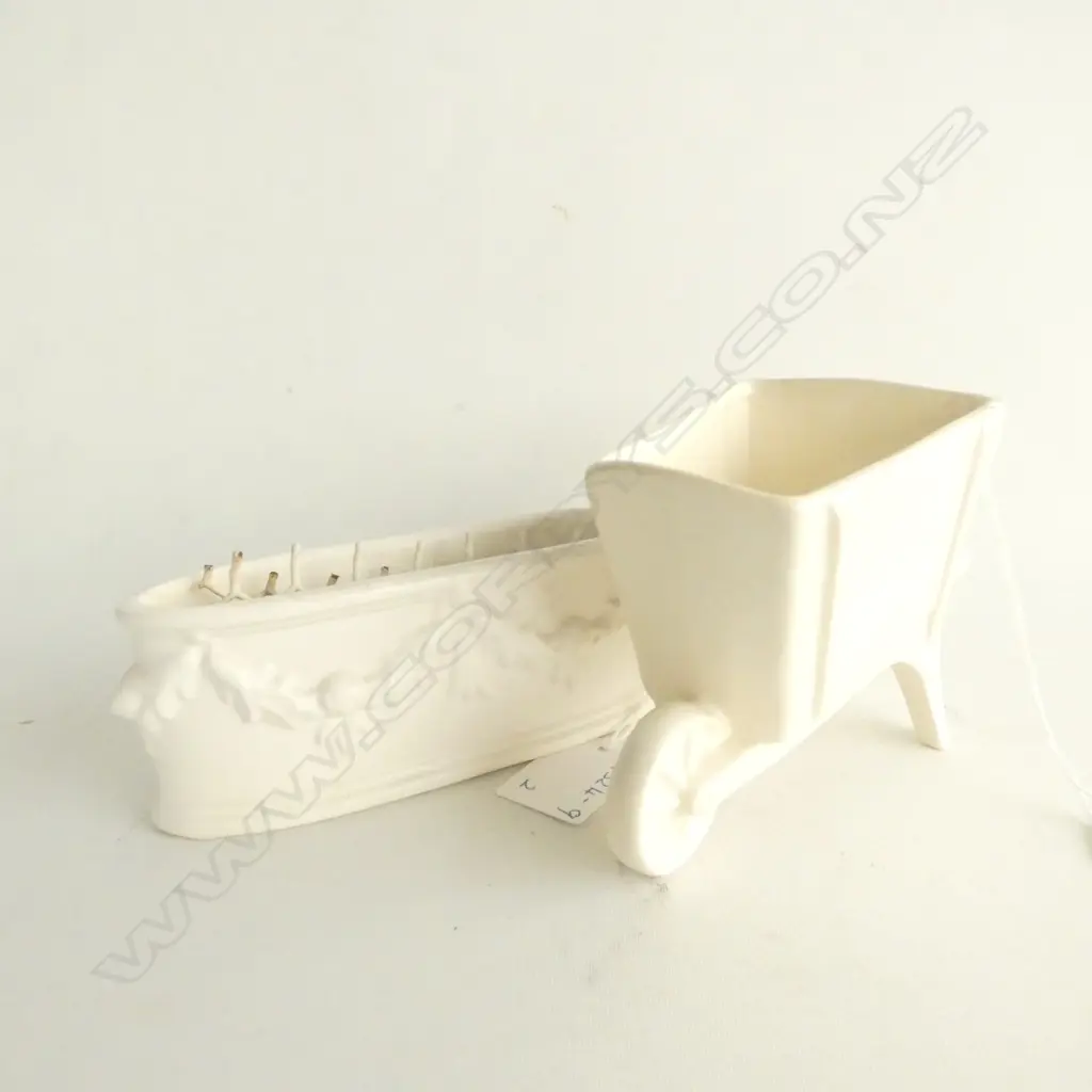 CROWN LYNN WHITE WHEELBARROW PLANTER POT #214 L 130MM & SM. TROUGH VASE #675 L. 140MM Image 1++