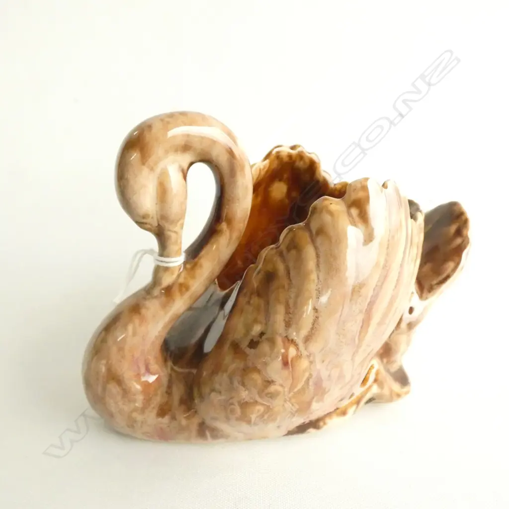 CROWN LYNN SMALL TRICKLE GLAZE SWAN - FRACTION MARKS ON BASE. L. 140MM Image 1++
