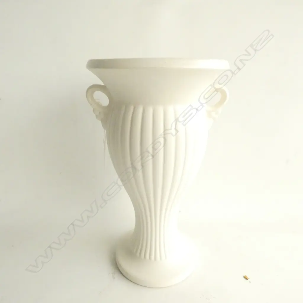 CROWN LYNN WHITE VASE #2083 H. 275MM Image 1++
