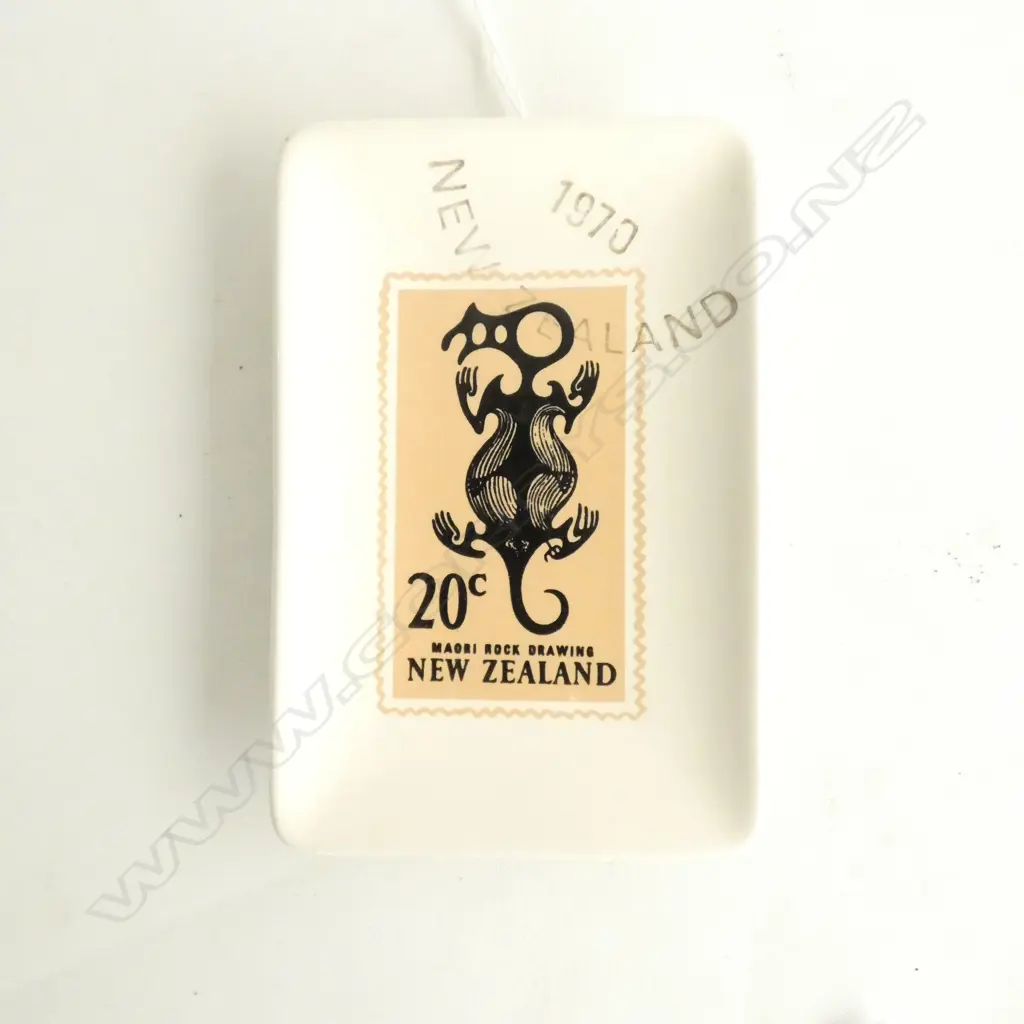 CROWN LYNN '20 CENT' STAMP DISH. 135 X 90MM Image 1++