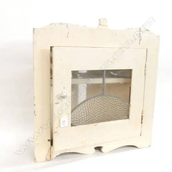 LEADLIGHT WHITE PAINTED CNR CABINET H. 500MM